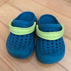 Blue and Green Crocs 6-7 Toddler